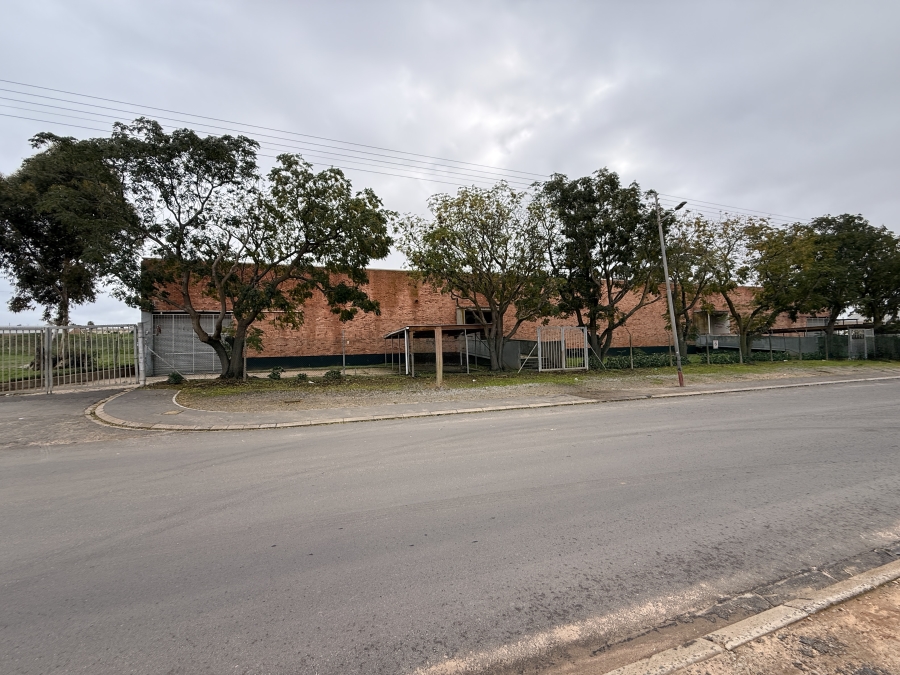 To Let Commercial Property for Rent in Malmesbury Industria Western Cape